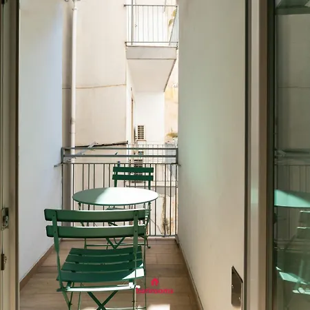 Apartment Barirooms - Picca 24 *