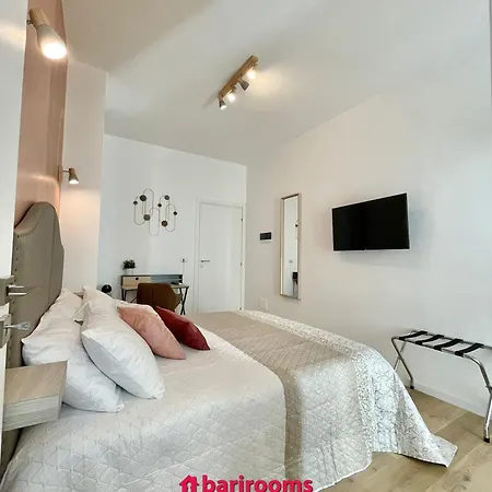 Apartment Barirooms - Picca 24